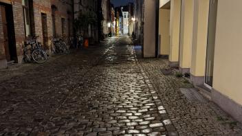 Ghent alley at night